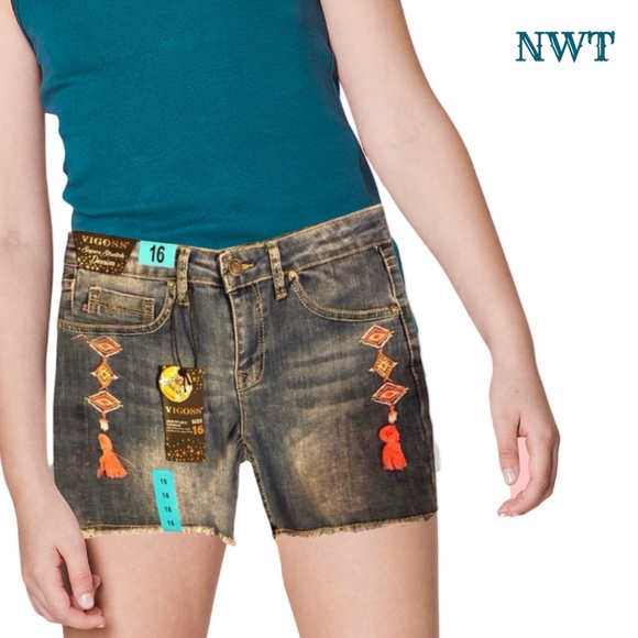 Vigoss Other - GIRLS Vigoss embroidery & tassel Jean shorts